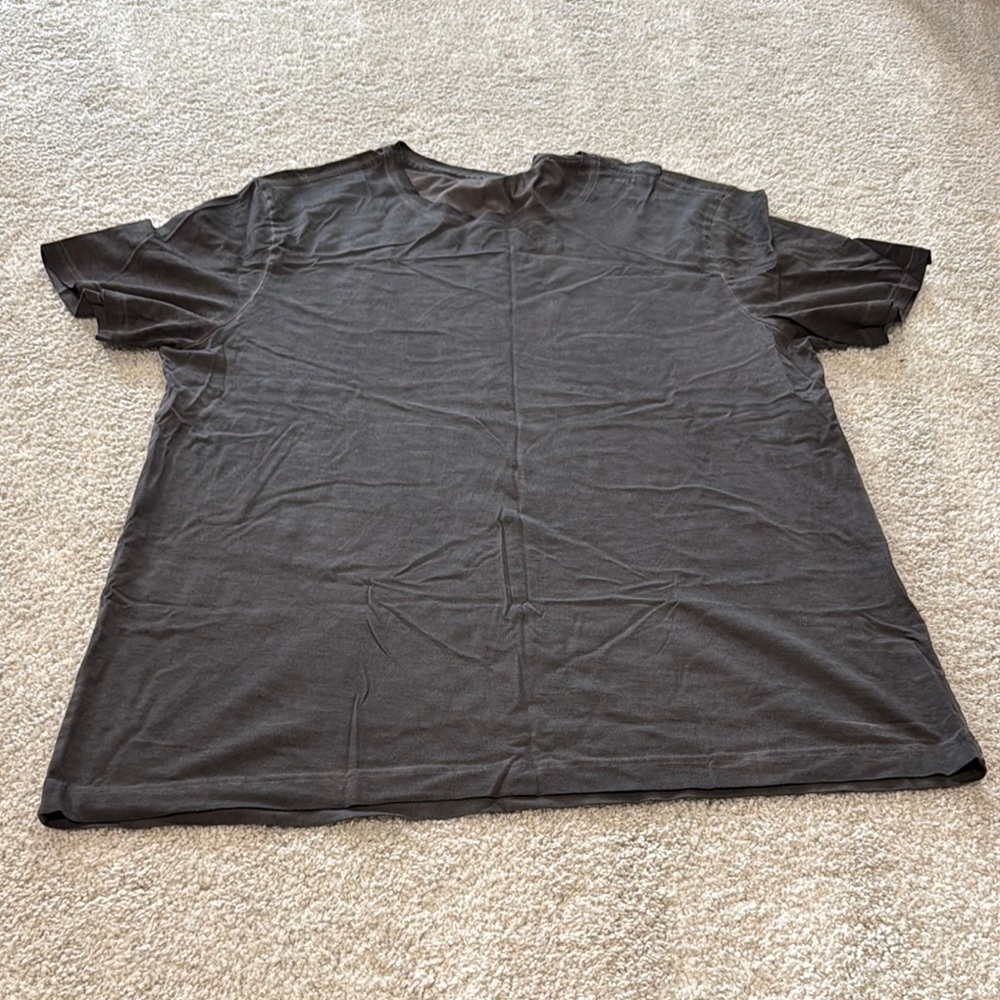 Lululemon Athletica Black Short Sleeve Tee